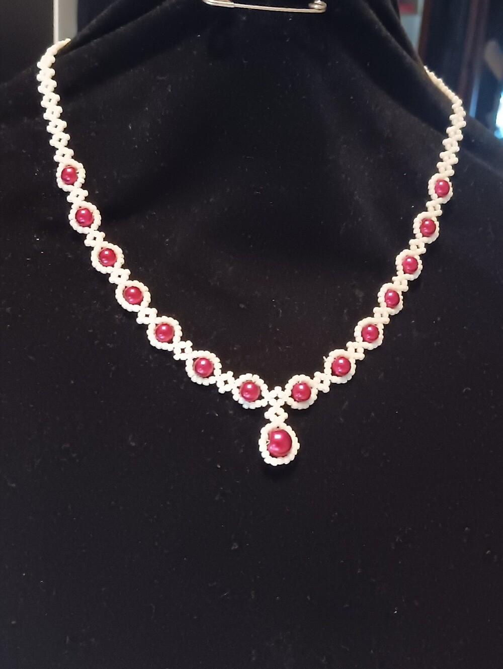 Elegant Pearl and Red Bead Necklace - Women Jewelry